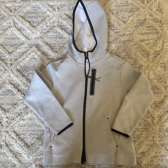 Old Navy Tech Gray Cream and Black Zip-Up Hoodies - Picture 6 of 9